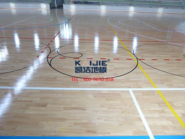 體育館專用實木運動地板的作用有哪些——凱潔體育木地板