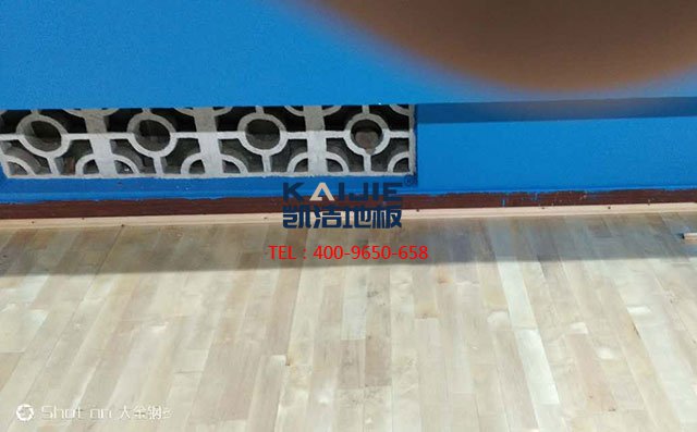 凱潔地板告訴你單層龍骨與雙層龍骨的真正區(qū)別——凱潔地板
