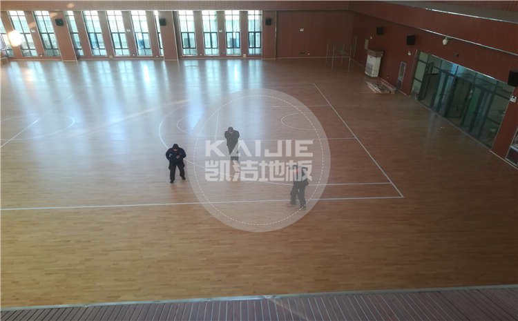 焦作一中學校體育館木地板項目案例圖片