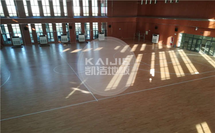 焦作一中學校體育館木地板項目案例圖片