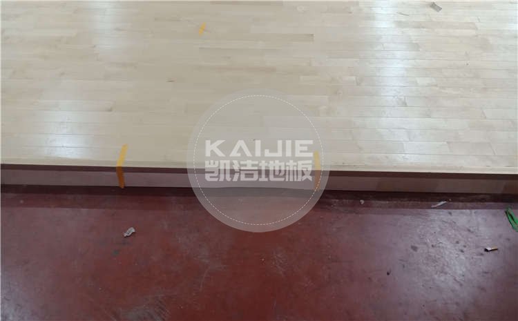 河北滄州體育學校體育館木地板項目