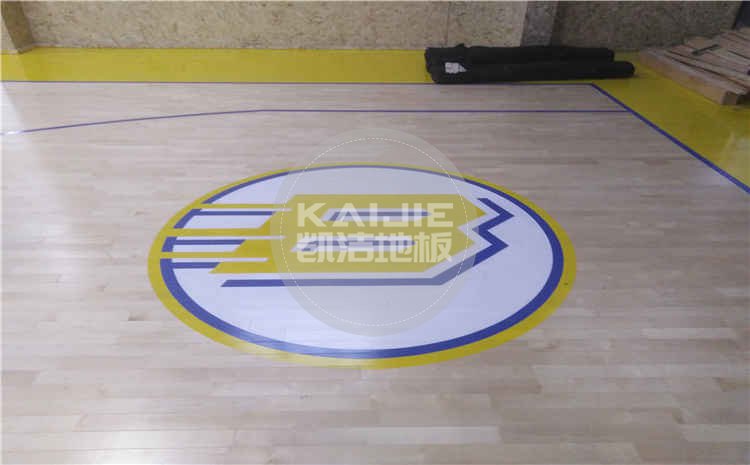 湖南襄陽運動公園體育館木地板項目案例