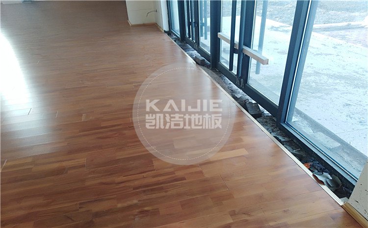 河北唐山蘆臺農場廠部中小學體育館木地板案例