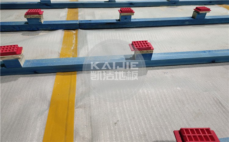 北京宏偉順通羽毛球館木地板——凱潔體育地板