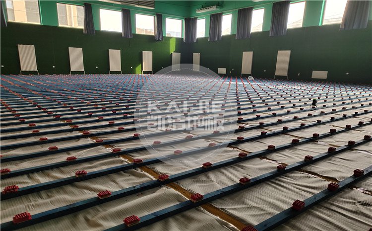 北京宏偉順通羽毛球館木地板——凱潔體育地板