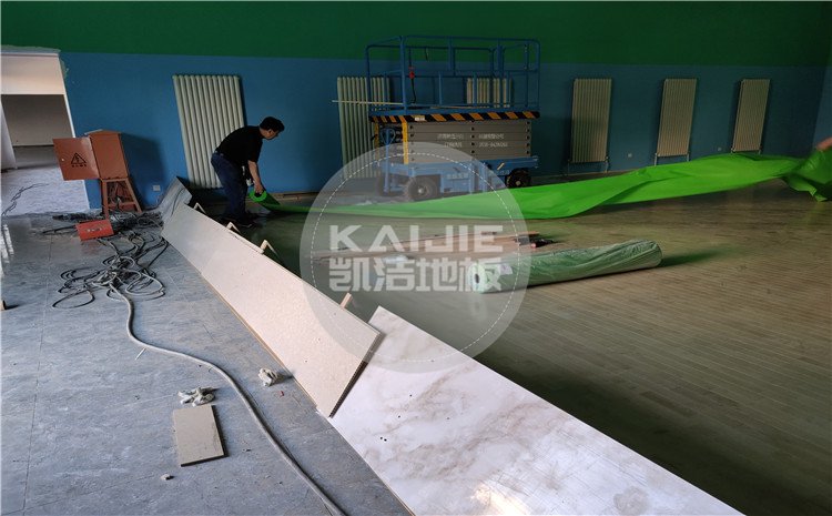 北京宏偉順通羽毛球館木地板——凱潔體育地板