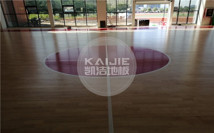 江西九江都昌第五小學(xué)體育館木地板案例—?jiǎng)P潔體育木地板廠(chǎng)家