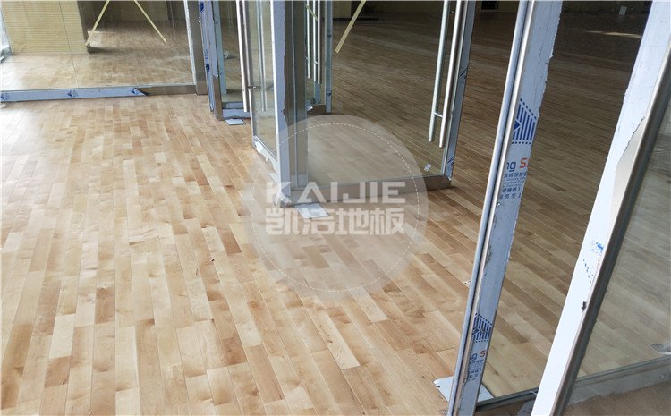 陜西神木第*高級中學(xué)體育館木地板案例—凱潔體育木地板廠家