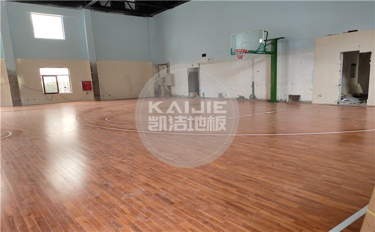 四川勞研科技有限公司籃球館木地板案例—凱潔體育木地板廠家