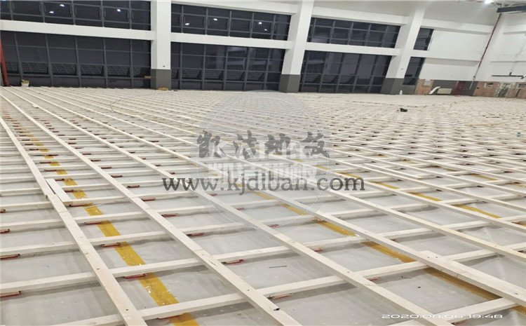 徐州黃集機(jī)場(chǎng)體育館木地板項(xiàng)目-凱潔體育木地板廠家