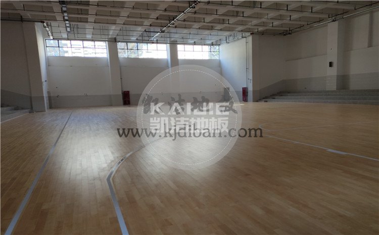 四川綿陽實驗中學體育館木地板項目-凱潔體育木地板廠家