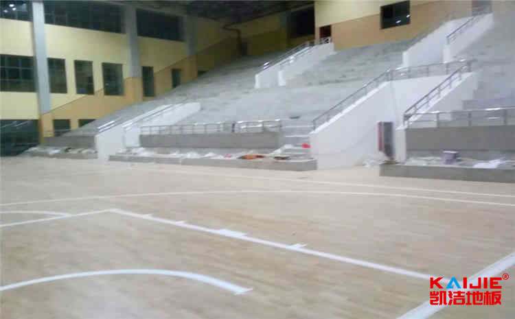 室內風雨操場實木運動地板多少錢一平米