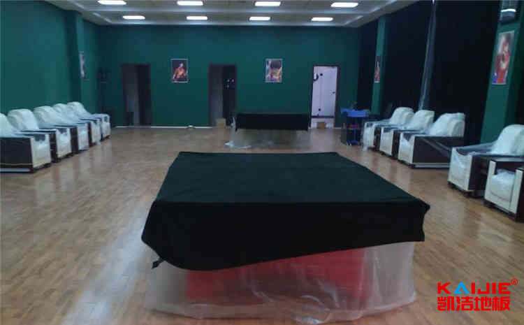訓練館籃球館地板怎么維護