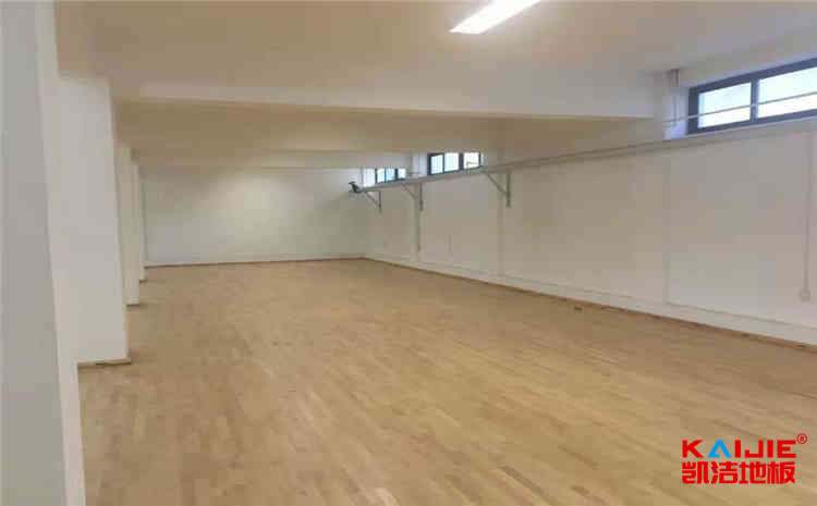 云南籃球木地板施工