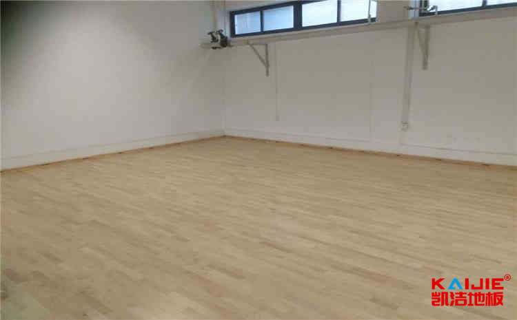 拼裝體育館木地板價格
