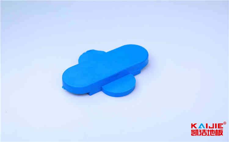 體育木地板出現(xiàn)白蟻怎么辦