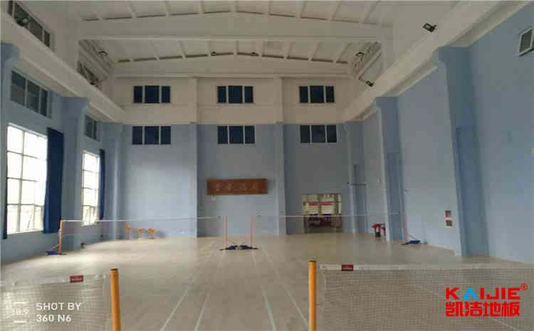 羽毛球場(chǎng)專(zhuān)用木地板結(jié)構(gòu)