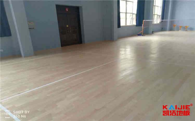 柞木籃球館木地板施工工藝