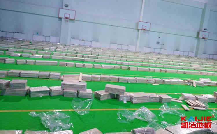 硬木舞臺木地板有色差嗎