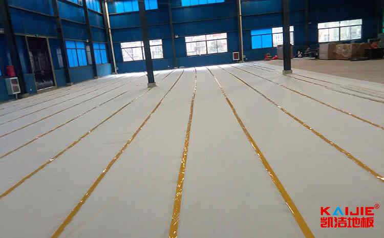 常見的風雨操場木地板多少錢