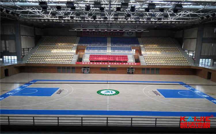 籃球運(yùn)動(dòng)木地板廠家哪個(gè)好——?jiǎng)P潔地板