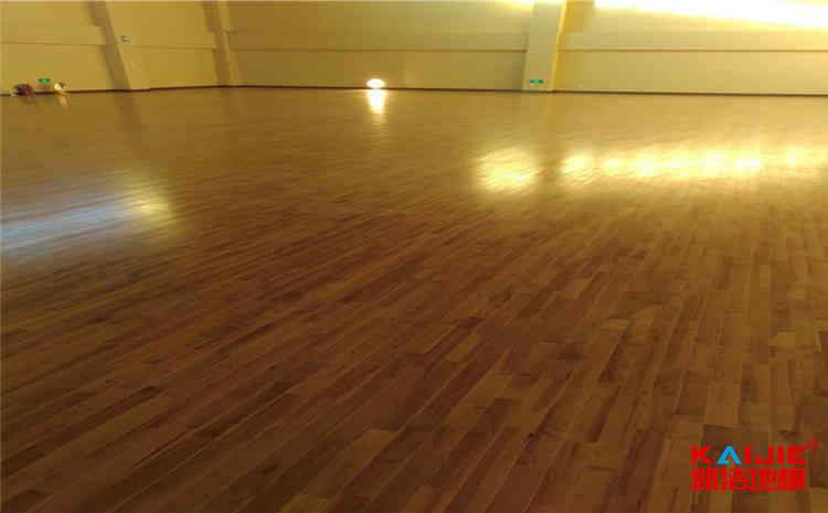 室內(nèi)舞臺木地板廠家